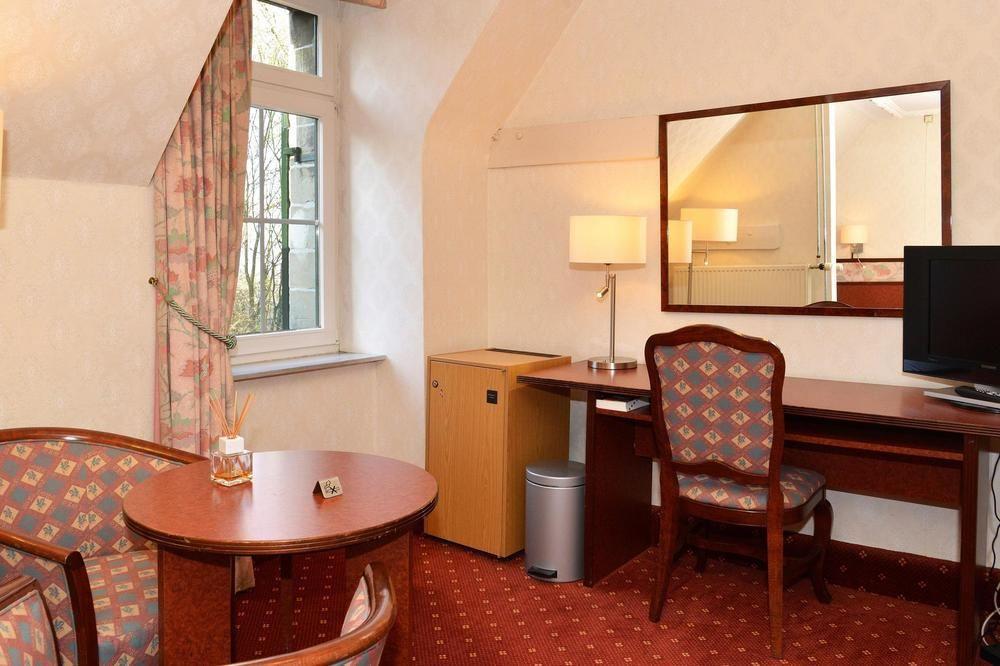 Hotel Kasteel Geulzicht Maastricht Exteriör bild