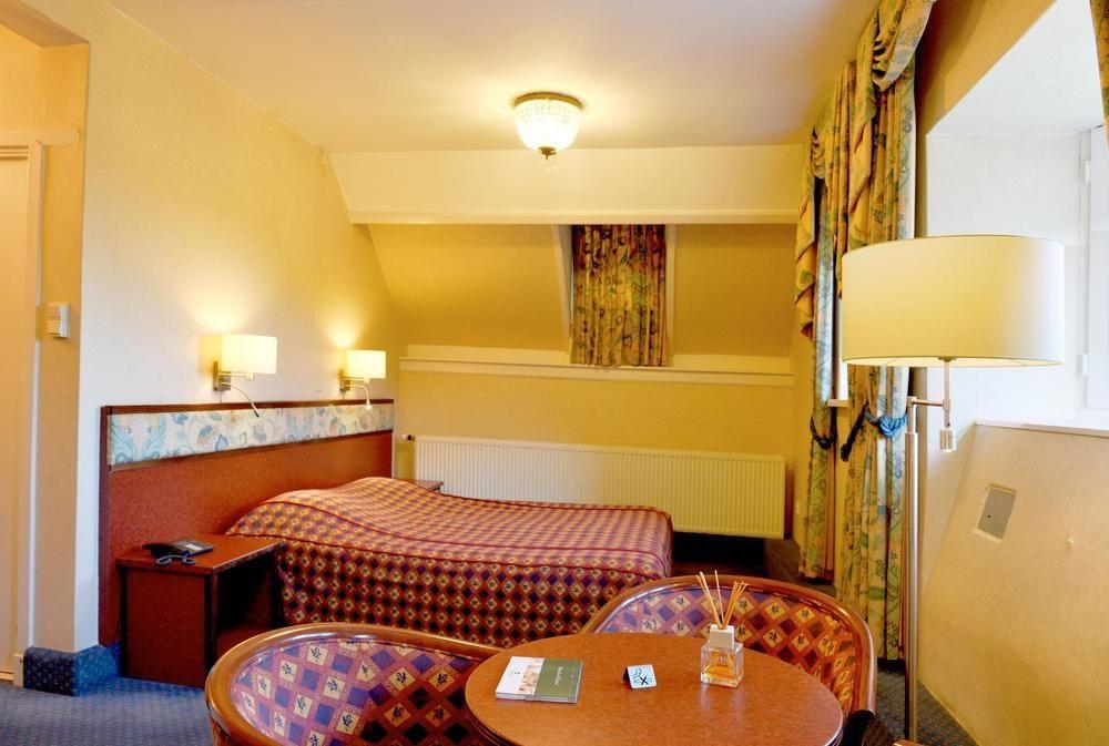 Hotel Kasteel Geulzicht Maastricht Exteriör bild
