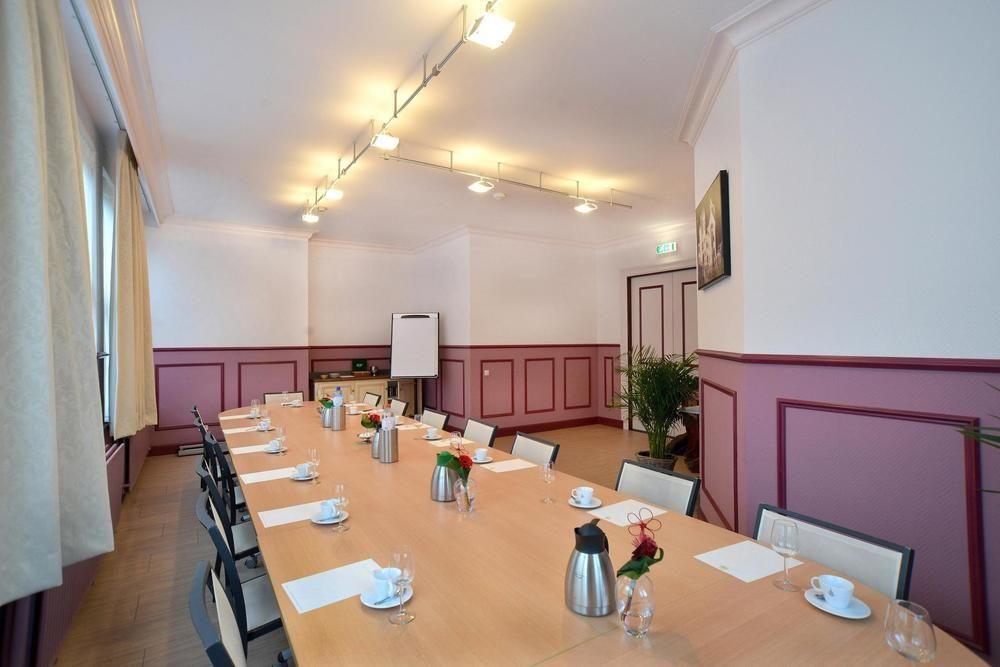 Hotel Kasteel Geulzicht Maastricht Exteriör bild