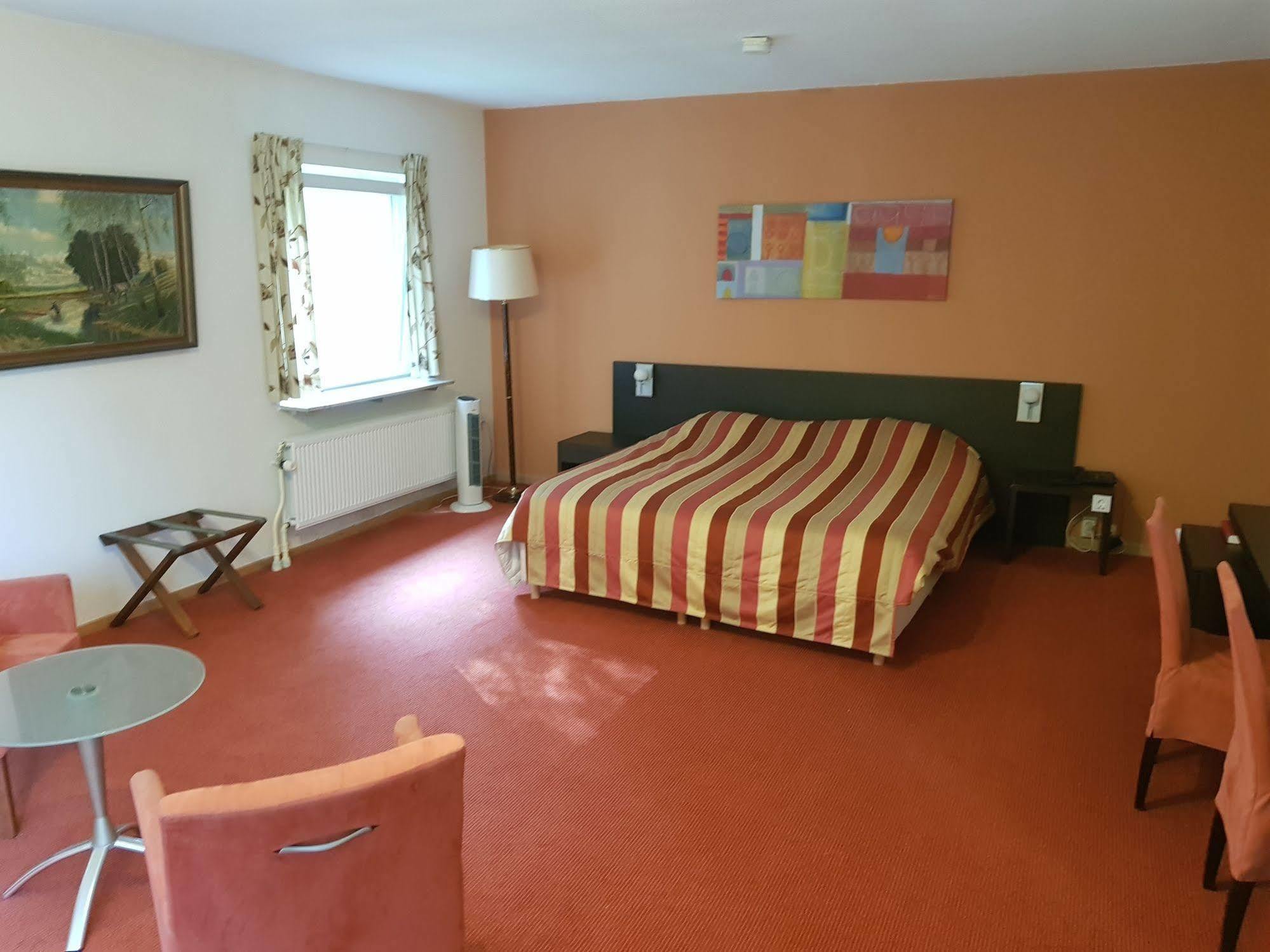 Hotel Kasteel Geulzicht Maastricht Exteriör bild